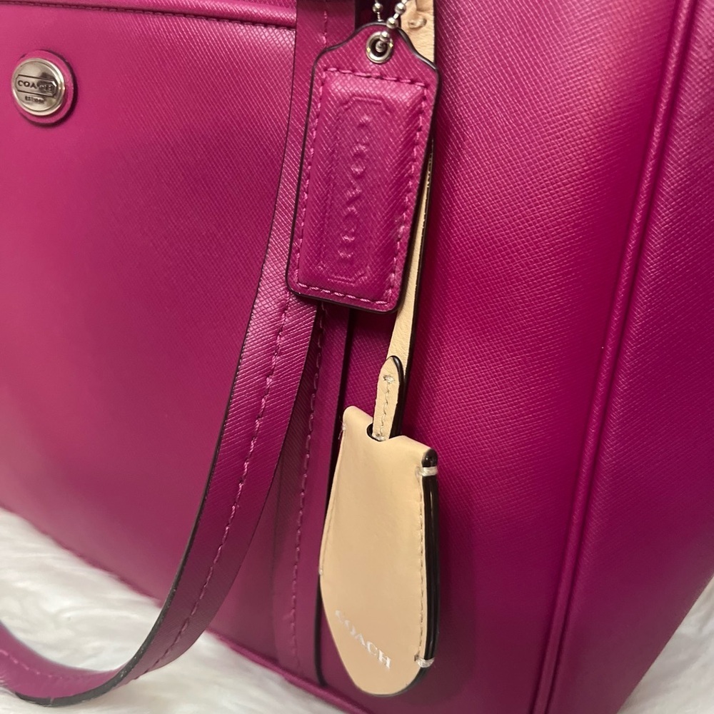 Coach Fuchsia Shoulder Bag - Picture 8 of 11
